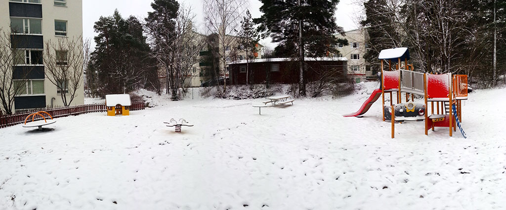 Äntligen är lekplatsen klar!
